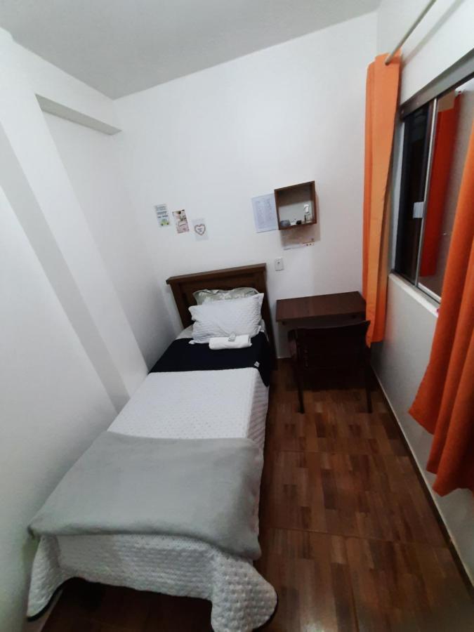 Homestay E Quartos Ouro *